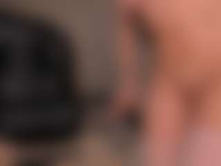 MaryLewis's Live Sex Cam Show
