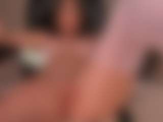 MaryLewis's Live Sex Cam Show