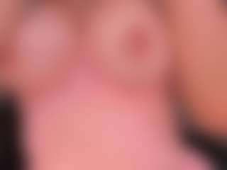 MaryLewis's Live Sex Cam Show