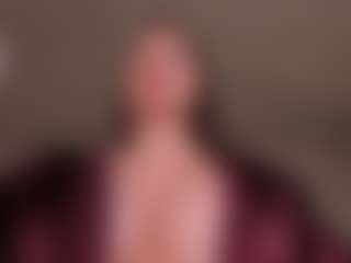 MaryLewis's Live Sex Cam Show