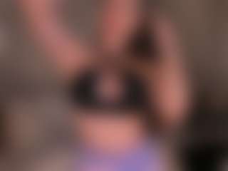 MaryLewis's Live Sex Cam Show
