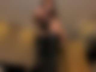 MaryLewis's Live Sex Cam Show