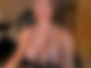 MaryLewis's Live Sex Cam Show