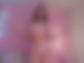 Live cam show with Bella Carteer - Facial on hotwifechat.live
