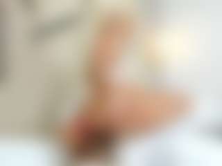 Live cam show with Lia - Squirt on CamwithHer | colombia