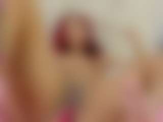 Live cam show with Lia - Squirt on instabang