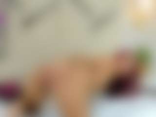 Live cam show with Lia - Red Hair on Camsoda.co