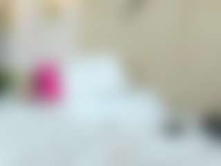 Live cam show with Lia - Doggy Style on Instabang