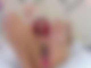 Lia's Live Sex Cam Show