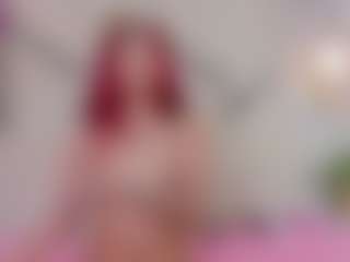 Lia's Live Sex Cam Show