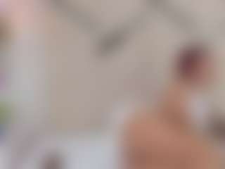 Lia's Live Sex Cam Show