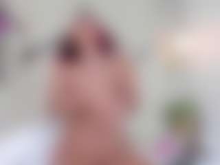 Live cam show with Lia - Anal on CSO-WL