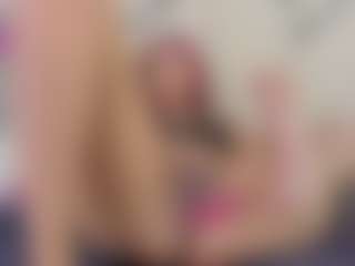 Live cam show with Lia - Latina on CamwithHer | colombia