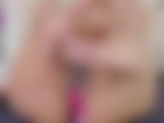 Lia's Live Sex Cam Show