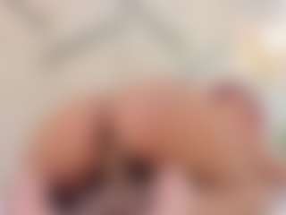 Lia's Live Sex Cam Show