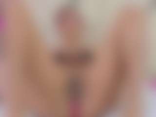 Lia's Live Sex Cam Show
