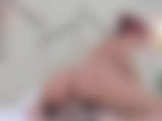 Lia's Live Sex Cam Show
