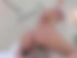 Lia's Live Sex Cam Show