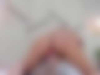 Lia's Live Sex Cam Show