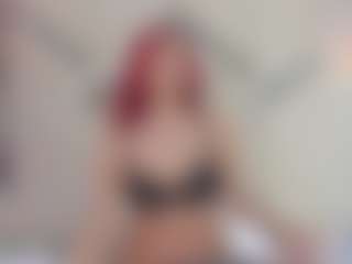 Lia's Live Sex Cam Show