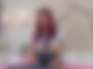 Lia's Live Sex Cam Show