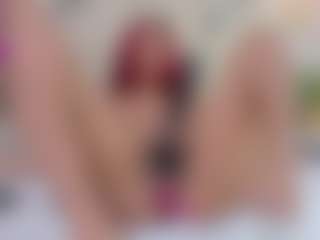Lia's Live Sex Cam Show