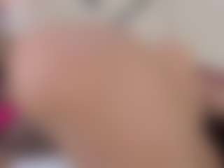 Lia's Live Sex Cam Show