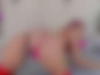 Live cam show with Lia - Lush Brown Hair on fuklive.com