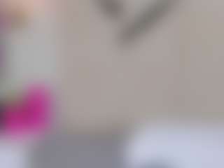Live cam show with Lia - Sexwebcam Brown Hair on makecum.org