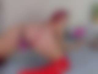 Live cam show with Lia - Sexwebcam Mature on Milf Play