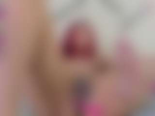Live cam show with Lia - Deepthroat on Uber Horny