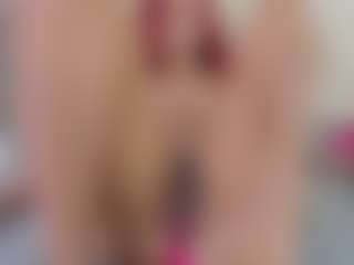 Live cam show with Lia - Asshole Red Hair on Milfs Live