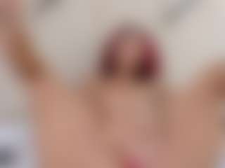 Lia's Live Sex Cam Show