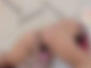 Lia's Live Sex Cam Show