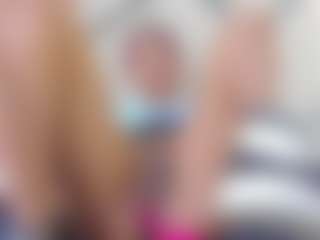 Lia's Live Sex Cam Show