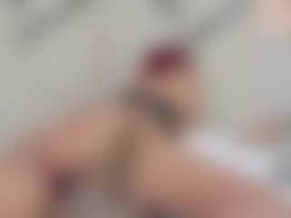 Live cam show with Lia - Anal Teen (18+) on https://playwithruby.com