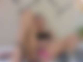 Lia's Live Sex Cam Show