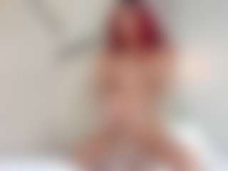 Lia's Live Sex Cam Show