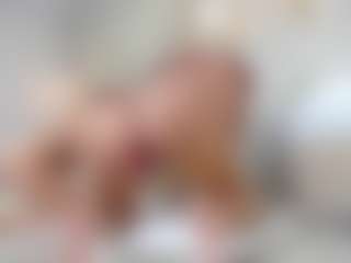 Lia's Live Sex Cam Show
