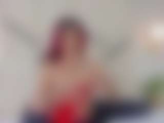 Live cam show with Lia - Small Tits on hrnylive.com