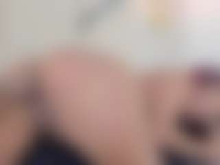 Lia's Live Sex Cam Show