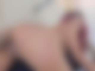 Lia's Live Sex Cam Show