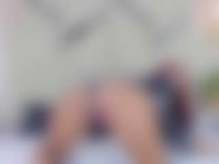 Live cam show with Lia - Hairy Pussy Teen (18+) on studioflirtlive.com