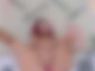 Lia's Live Sex Cam Show