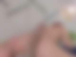 Lia's Live Sex Cam Show