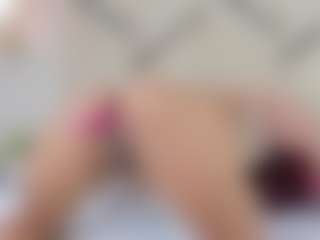 Lia's Live Sex Cam Show