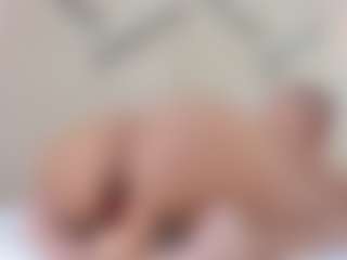 Lia's Live Sex Cam Show
