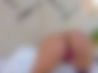 Lia's Live Sex Cam Show