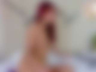 Lia's Live Sex Cam Show