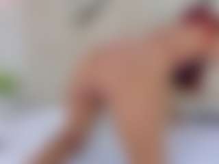 Lia's Live Sex Cam Show
